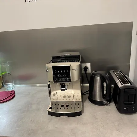 Au Coeur Du Marché Poncelet Et à 2 Pas De L'arc De Triomphe - 6 Personnes Et 1 Bébé, Sdb, 2 Wc Appartamento